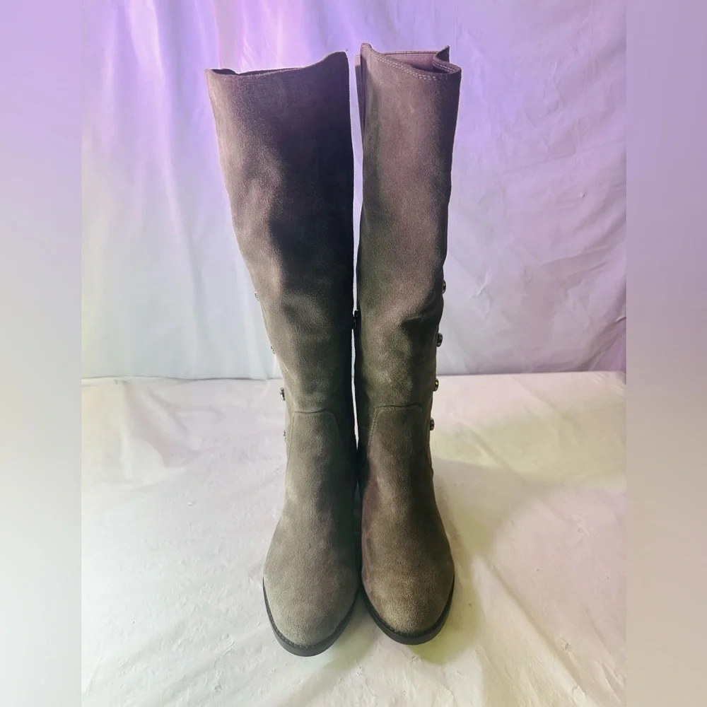 Vince Camuto sleek black